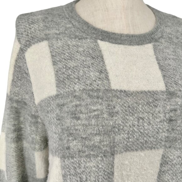Old Navy Sweater Womens XL Gray White Plaid LS Super Soft Acrylic/Nylon Blend - Picture 5 of 10
